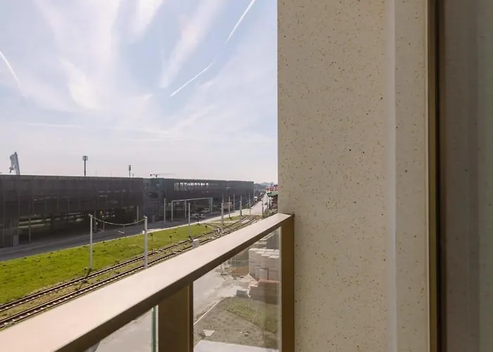 Bel Air - Luxury New-build With Spacious Terrace T14 *