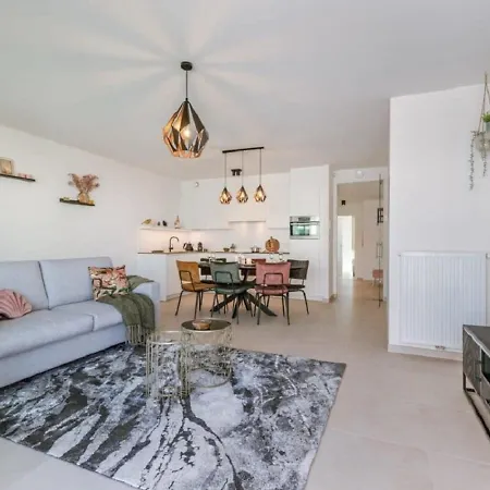 Bel Air - Luxury New-build With Spacious Terrace T14 * 오스텐드